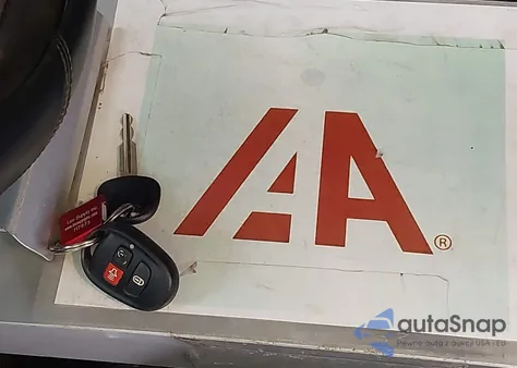 2008 Hyundai Tiburon Gs from USA, damaged, VIN KMHHM66D68U295416